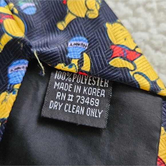 Disney Neck Tie Mens Classic Length Winnie The Pooh Bees‎ Honey Bear Cartoon - Picture 4 of 5